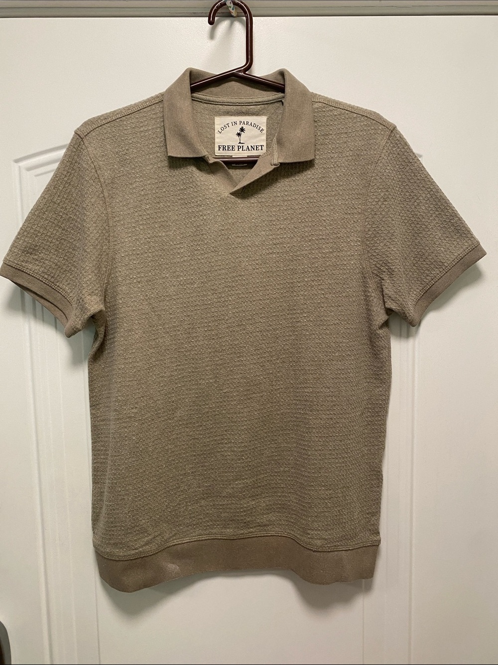 Free Planet Men’s Green Short-Sleeve Polo